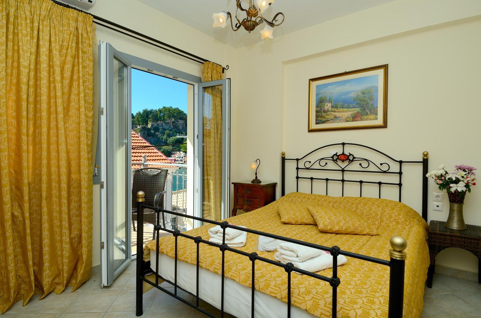 Acrothea Hotel Парга Екстериор снимка