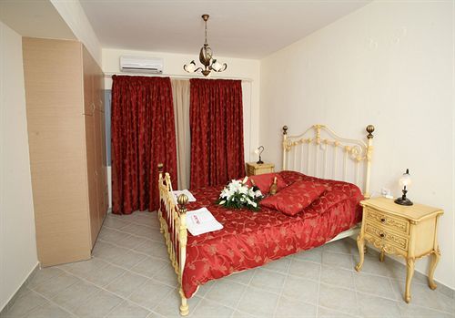 Acrothea Hotel Парга Екстериор снимка