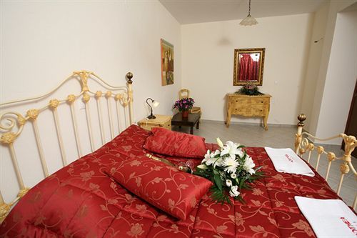 Acrothea Hotel Парга Екстериор снимка