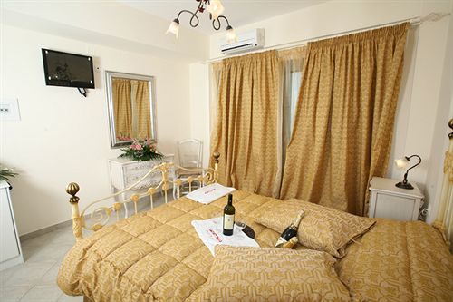 Acrothea Hotel Парга Екстериор снимка