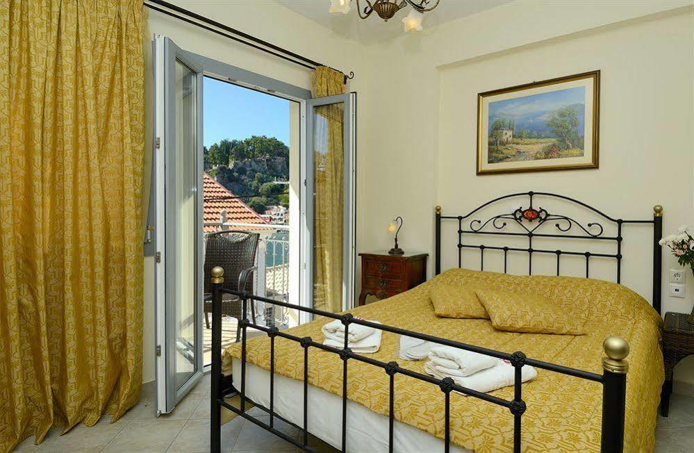 Acrothea Hotel Парга Екстериор снимка